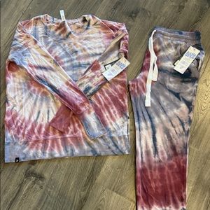 GLYDER Tie Dye Set (Large Top) (Large Bottom)